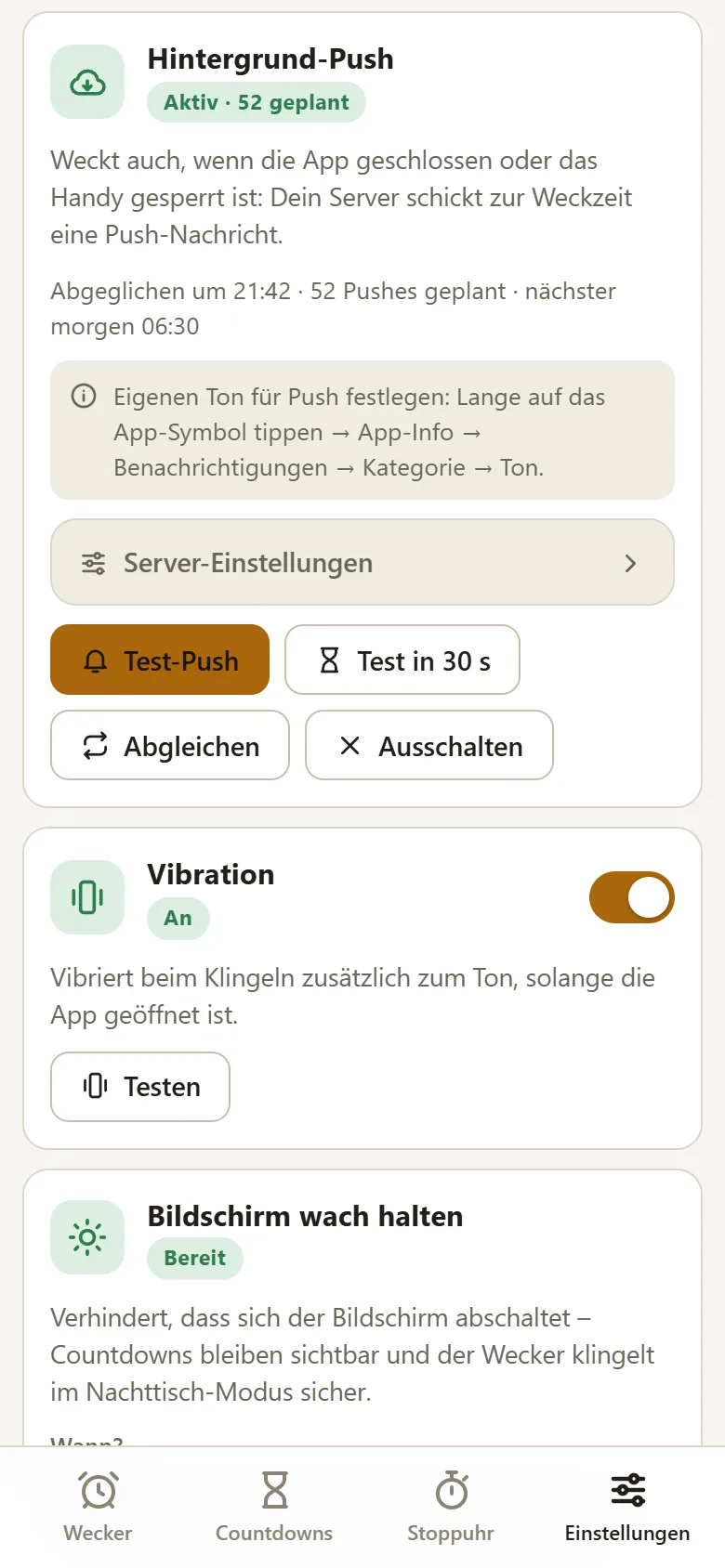 Weckzentrale: Karte „Hintergrund-Push“ im Zustand Aktiv mit Anzahl der geplanten Pushes und den Knöpfen Test-Push, Test in 30 s, Abgleichen und Ausschalten